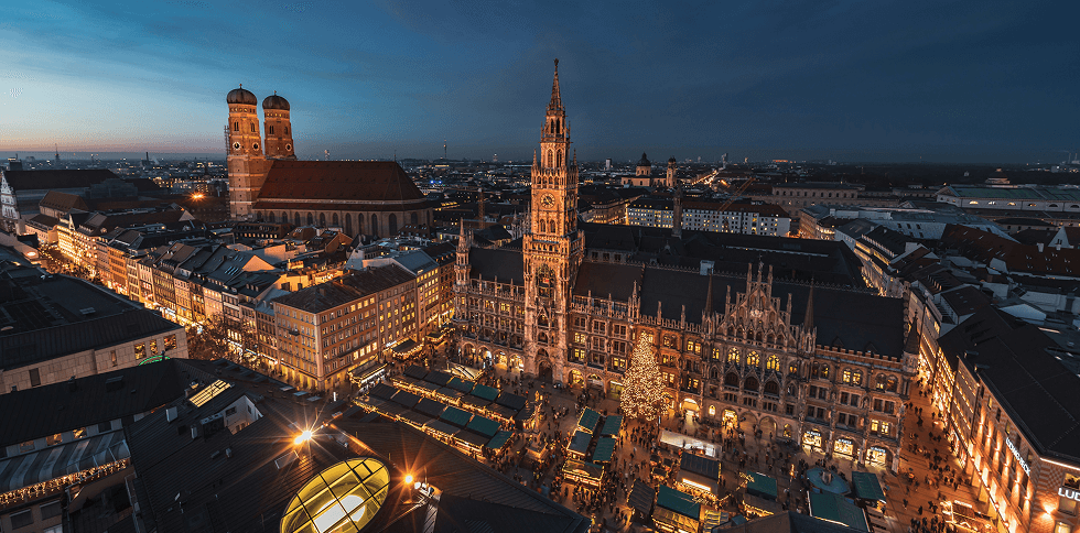 A view of the city of Munich at night